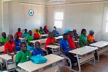 Мобільні Школи в Нігерії: Новини та Огляди