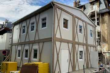 Paris'te Konteyner Okul Projesi