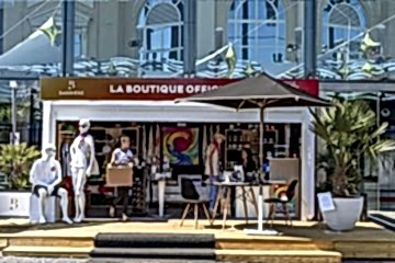 Barriere Otel Kafeterya Fransa